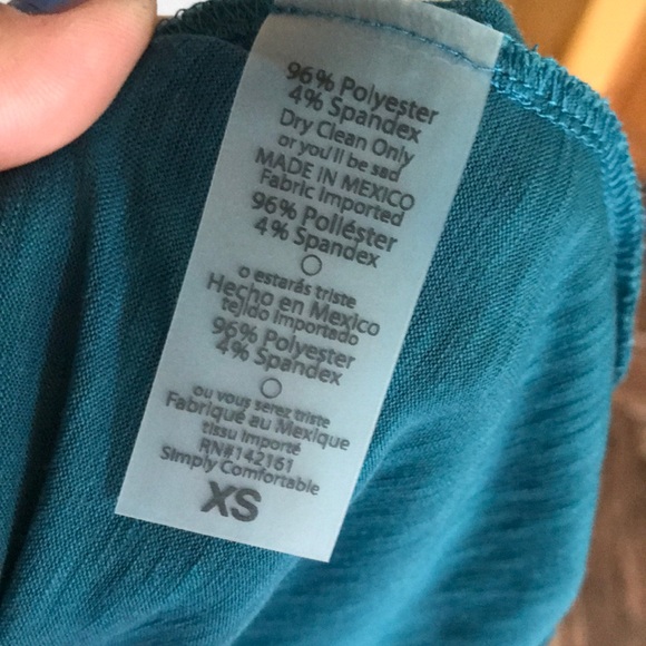 Lularoe Sarah sweater - Picture 4 of 5